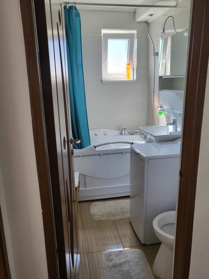 Apartament Florilor バイア·マーレ エクステリア 写真